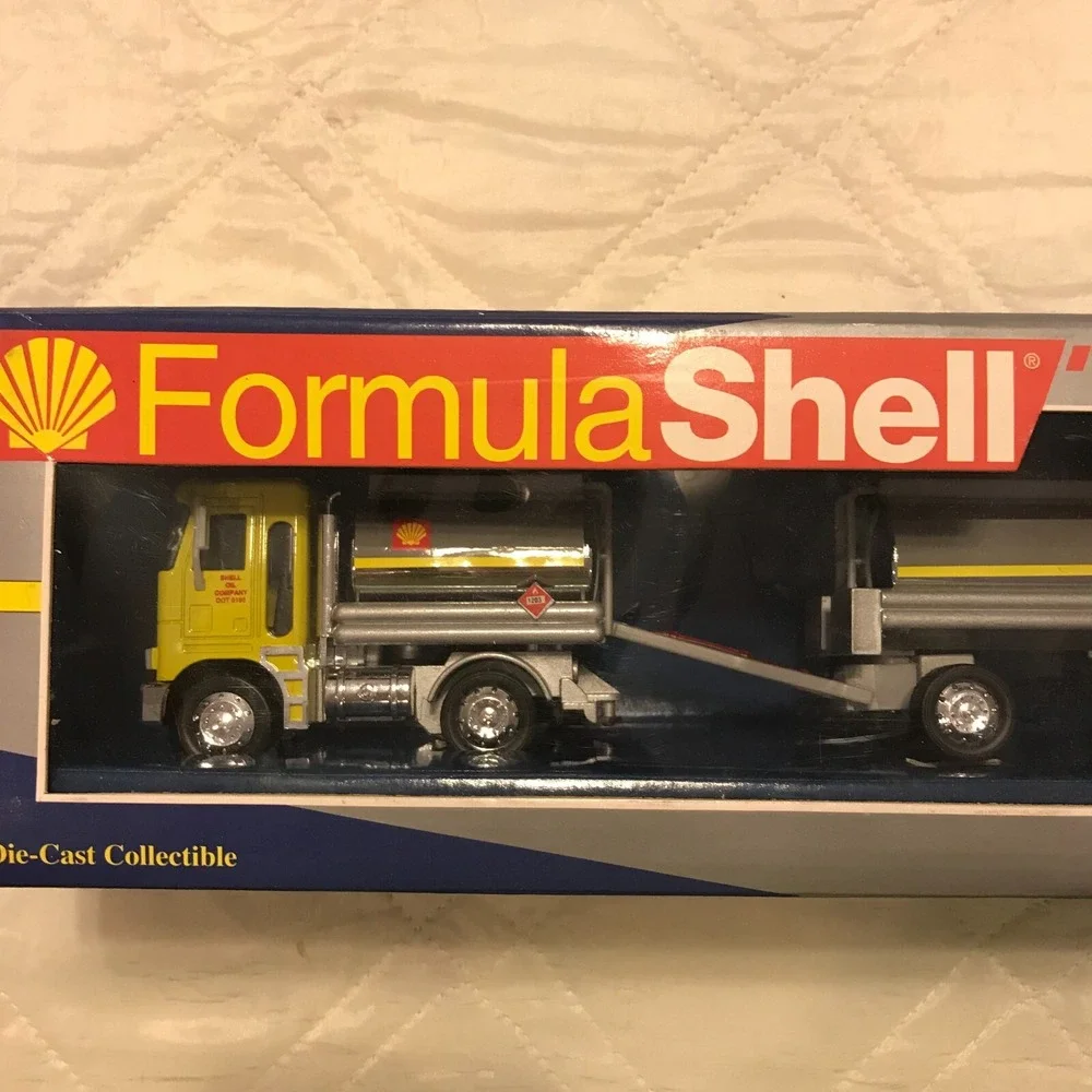 1995 Formuls Shell Premier Limited edition Oil Tanker bank‎